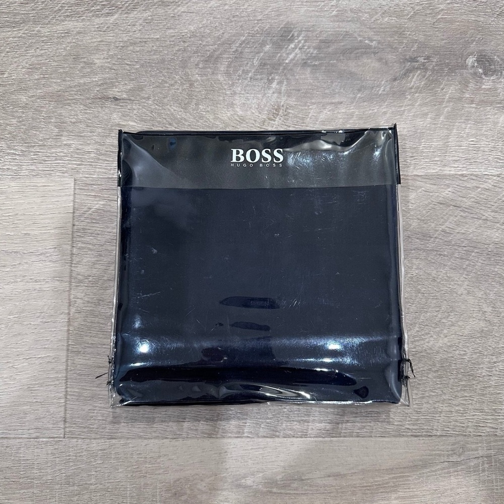 NEW Boss by Hugo Boss King Sham